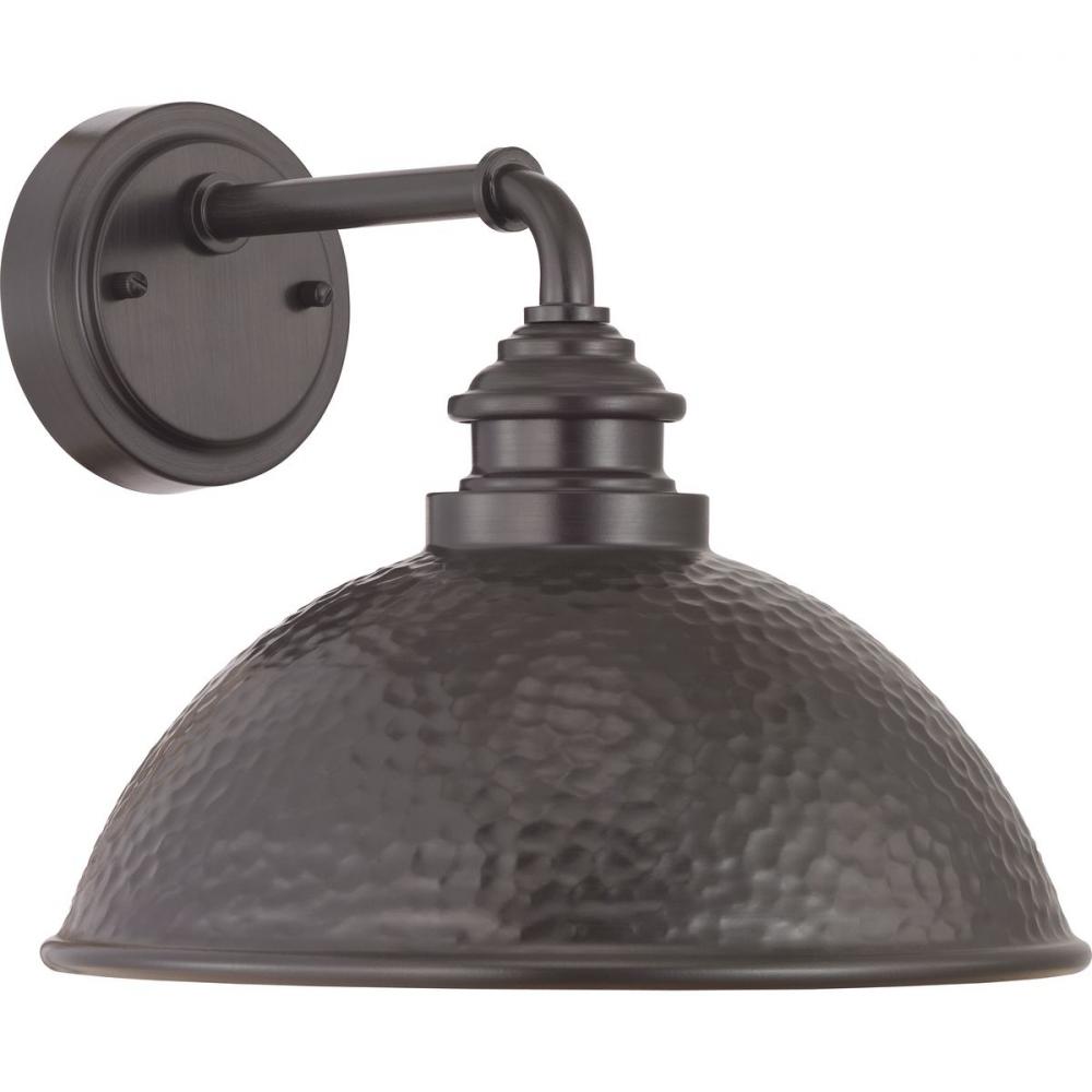 Englewood Collection One-Light Medium Wall Lantern